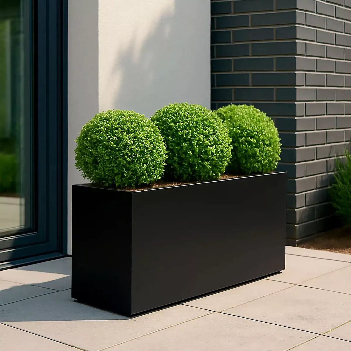 IDEALIST Lite Contemporary Trough Garden Planter, Light Concrete Outdoor Plant Pot H30 L65 W19 cm, 37L
