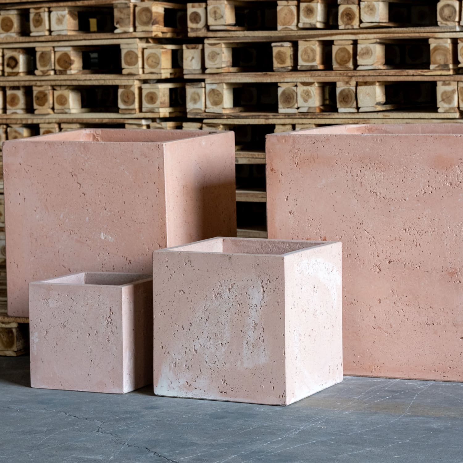Cubrosa | Blushstone – 40cm Large Square Concrete Planter – 38L Cube Plant Pot-1