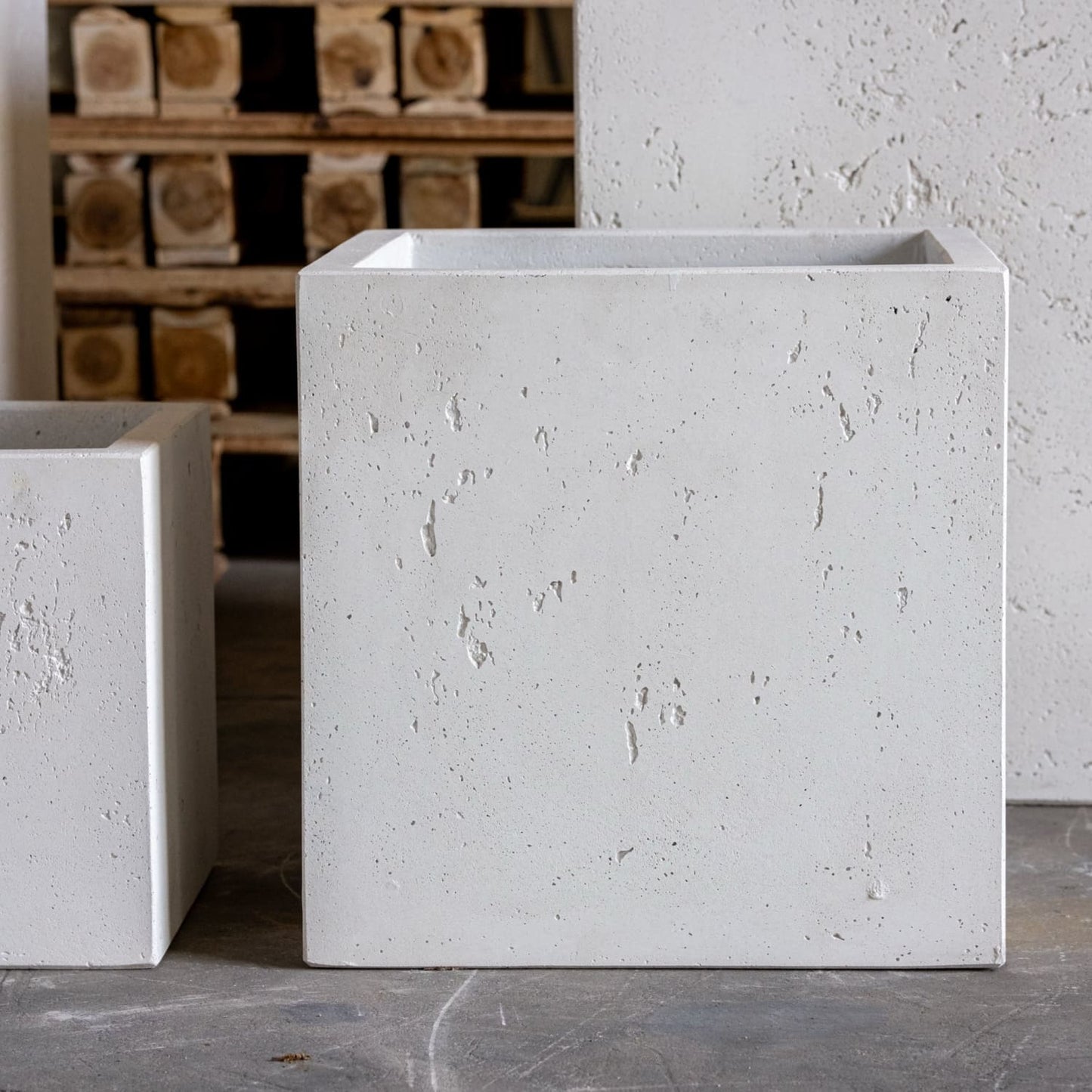 Cubrosa | White Mist – 55cm Large Square Concrete Planter – 115L Modern Plant Pot-3